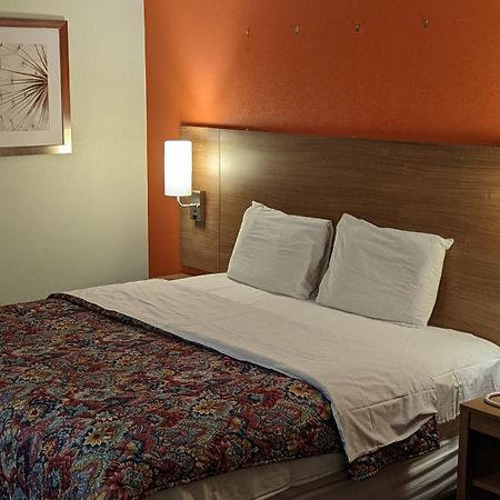 Budget Host Inn Хендерсън Екстериор снимка