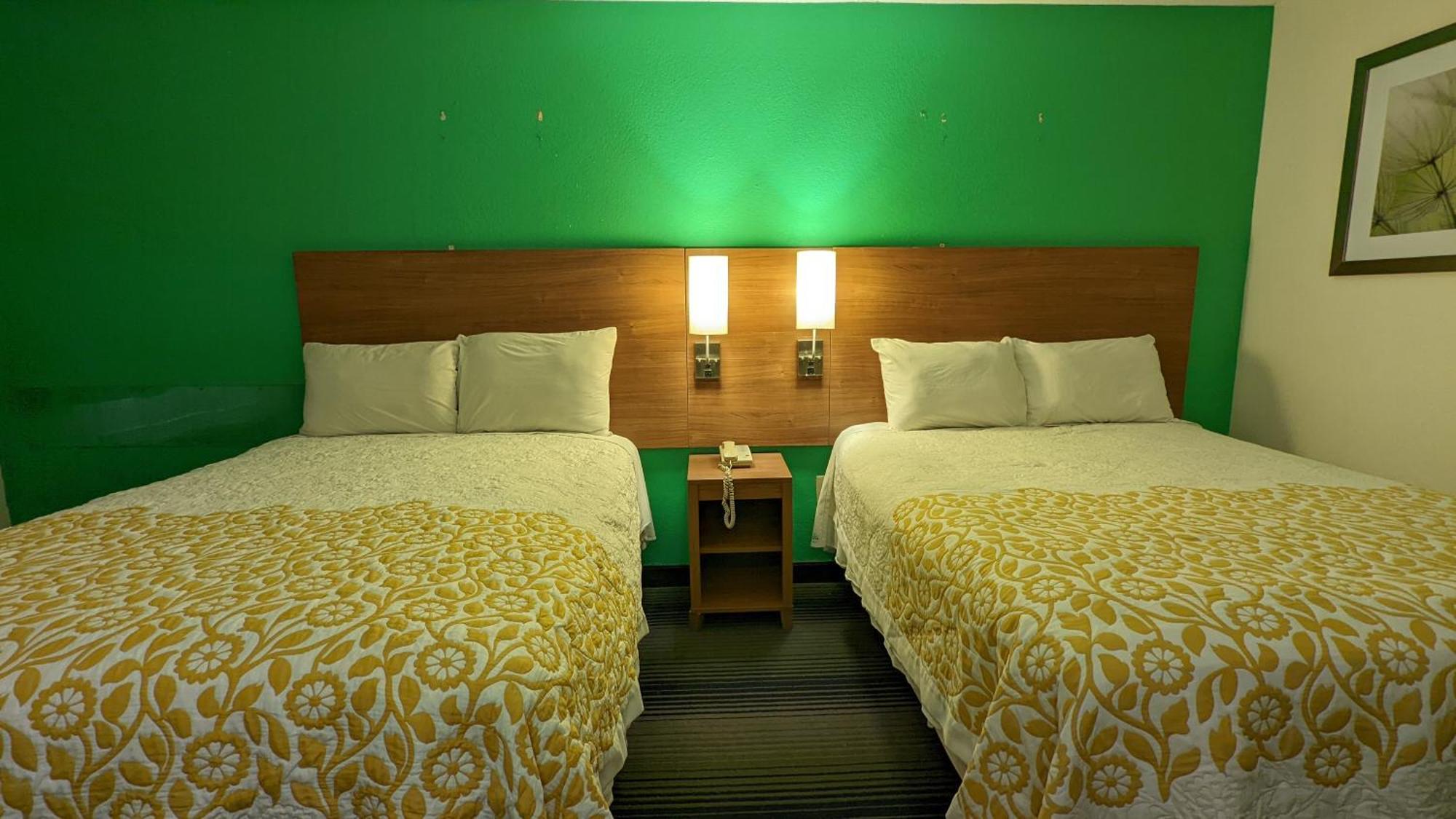 Budget Host Inn Хендерсън Екстериор снимка