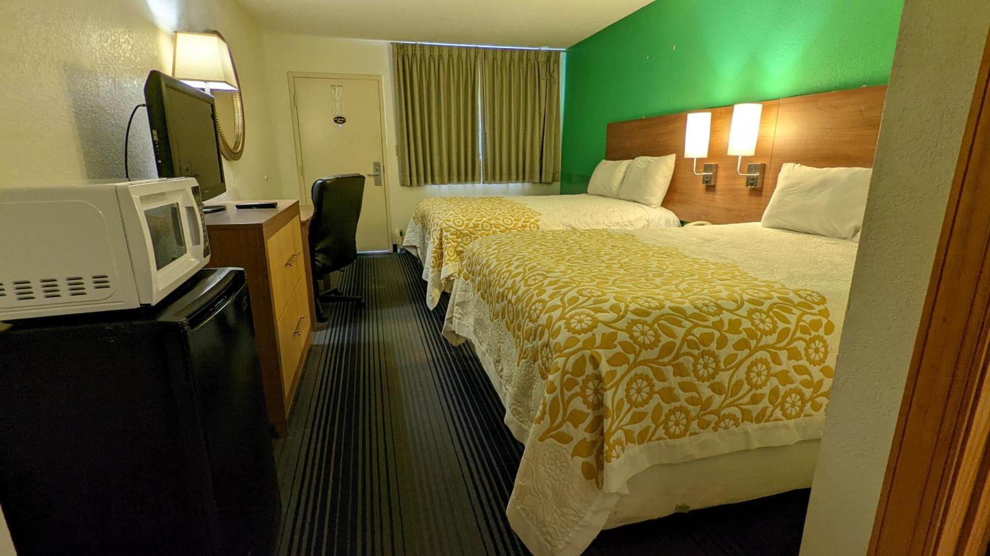 Budget Host Inn Хендерсън Екстериор снимка